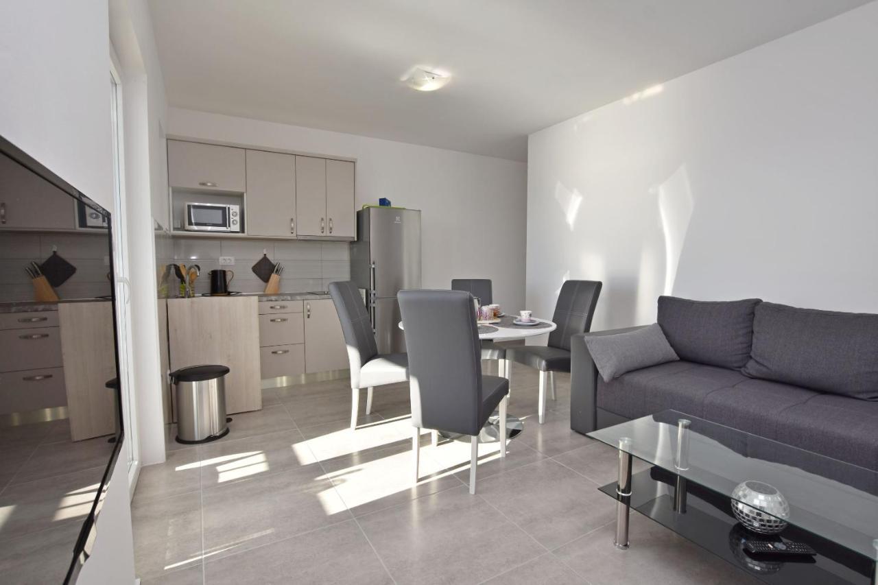 Apartments Danolic Pisak Exterior foto