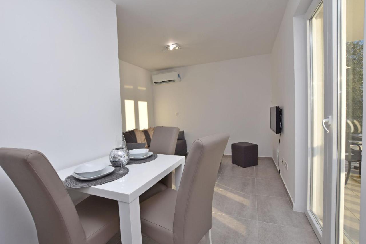 Apartments Danolic Pisak Exterior foto